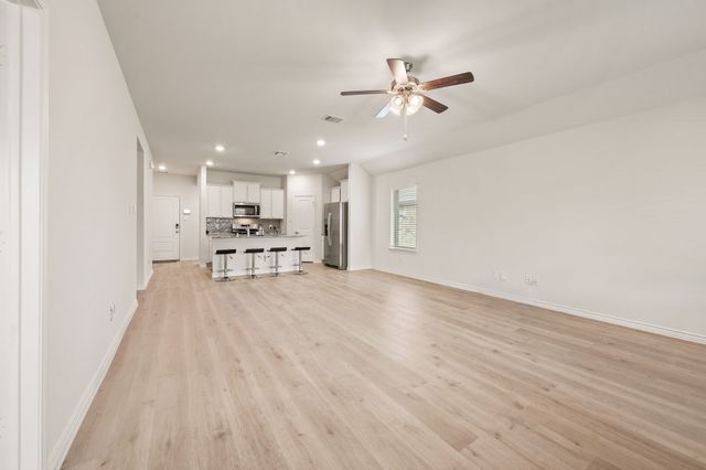 1006 Tall Grass Drive, Princeton, TX 75407