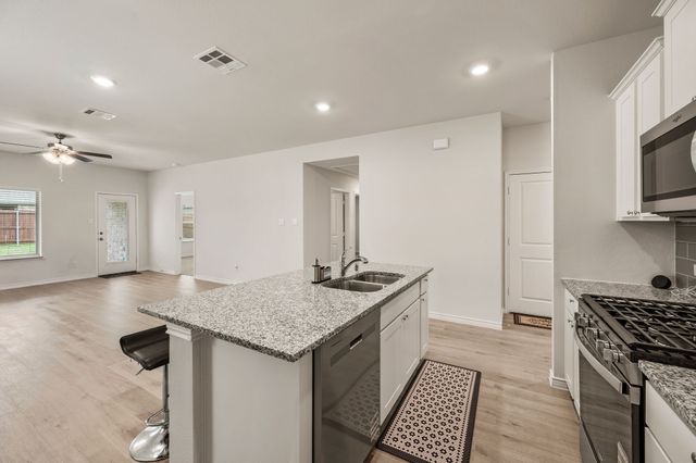 1006 Tall Grass Drive, Princeton, TX 75407