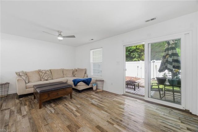 227 Whitewater Dr, Newport News, VA 23608