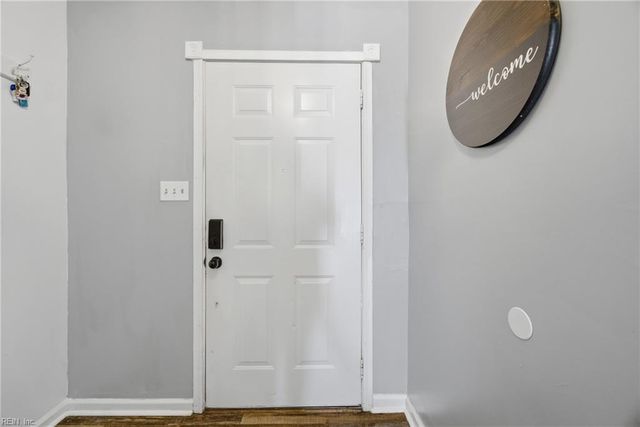 227 Whitewater Dr, Newport News, VA 23608