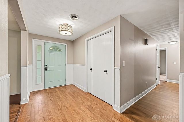 2786 Kemp Road, Dayton, OH 45431