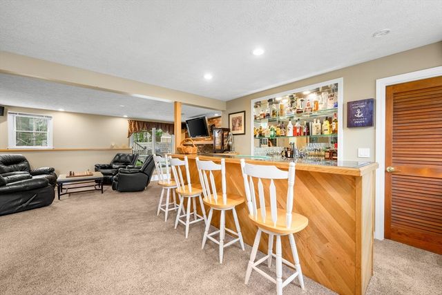 153 Hickory Hill Circke, Barnstable, MA 02655