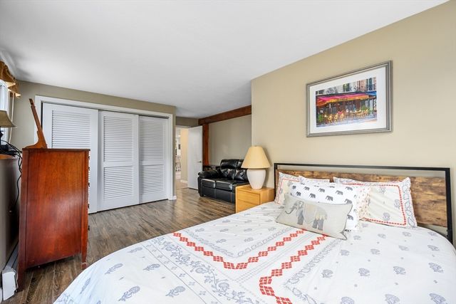 153 Hickory Hill Circke, Barnstable, MA 02655