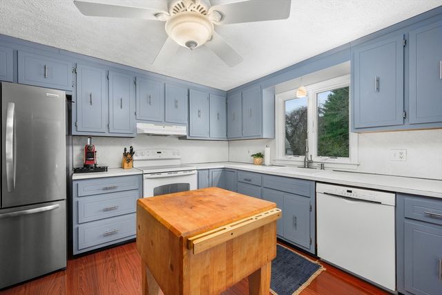 153 Hickory Hill Circke, Barnstable, MA 02655