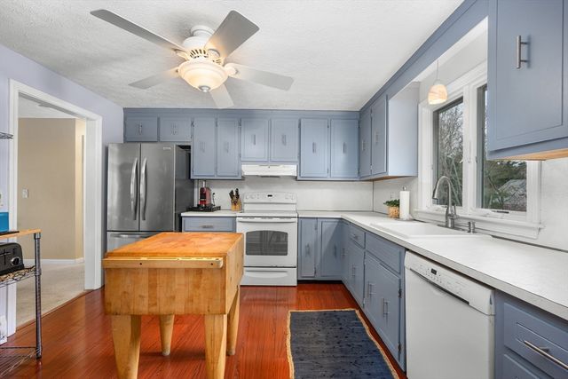 153 Hickory Hill Circke, Barnstable, MA 02655