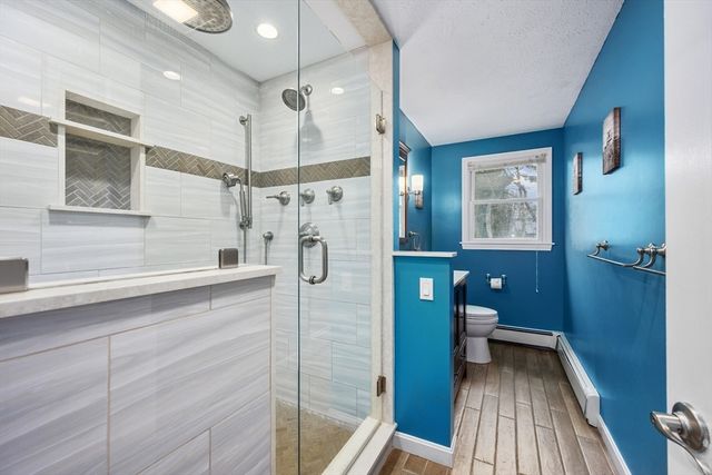 153 Hickory Hill Circke, Barnstable, MA 02655