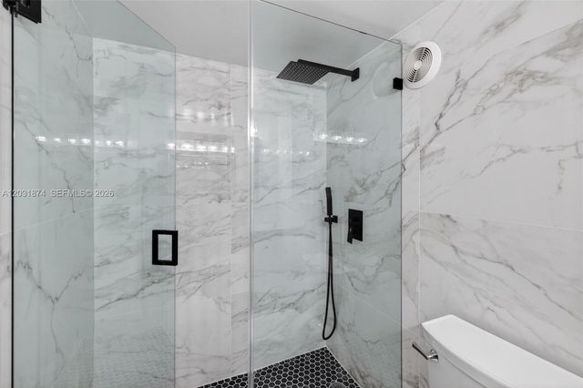 20300 W Country Club Dr 106-3, Aventura, FL 33180