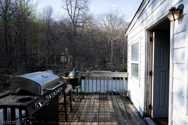 168 Art St, Ringwood Boro, NJ 07456