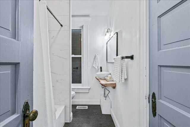 674 S Ohio Avenue, Columbus, OH 43205