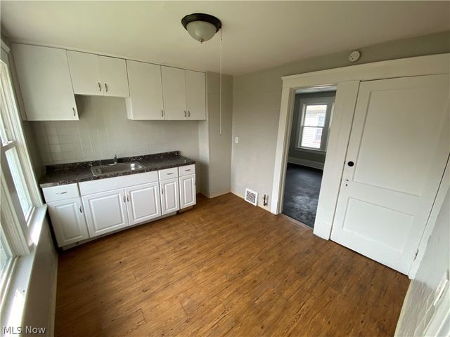 2901 E 121st Street, Cleveland, OH 44120