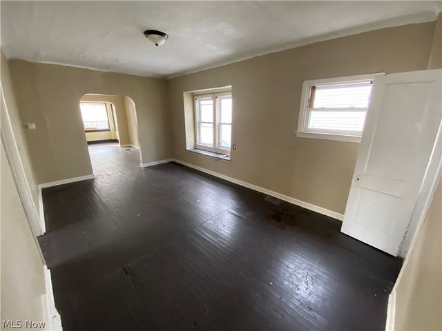 2901 E 121st Street, Cleveland, OH 44120