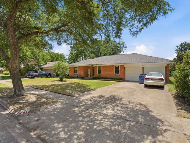 532 Lindenwood Drive, Lancaster, TX 75134