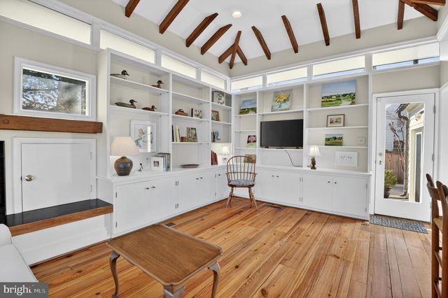 5208 WOODLAWN AVE, Chevy Chase, MD 20815