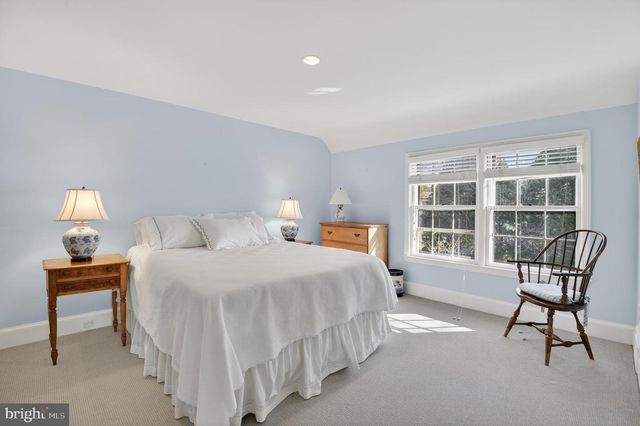 5208 WOODLAWN AVE, Chevy Chase, MD 20815