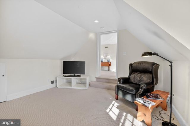 5208 WOODLAWN AVE, Chevy Chase, MD 20815