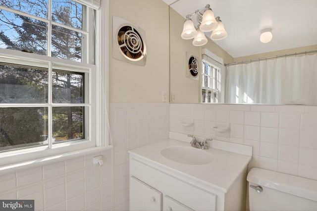 5208 WOODLAWN AVE, Chevy Chase, MD 20815