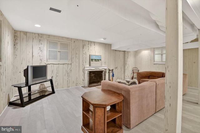 5208 WOODLAWN AVE, Chevy Chase, MD 20815