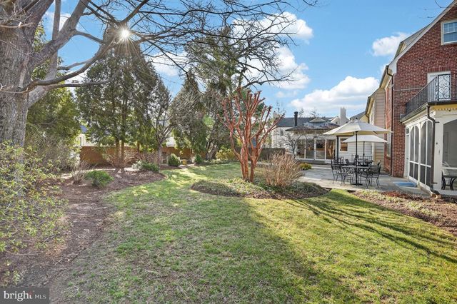 5208 WOODLAWN AVE, Chevy Chase, MD 20815