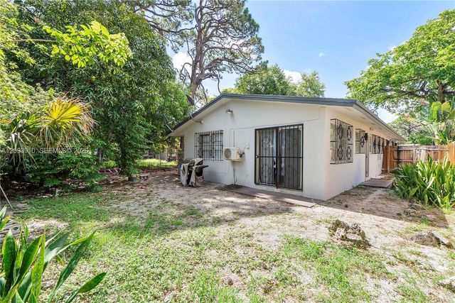 1821 SW 11th Ct Rear, Fort Lauderdale, FL 33312