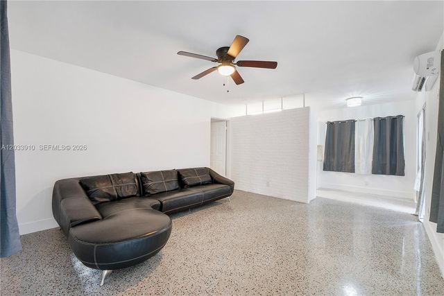 1821 SW 11th Ct Rear, Fort Lauderdale, FL 33312
