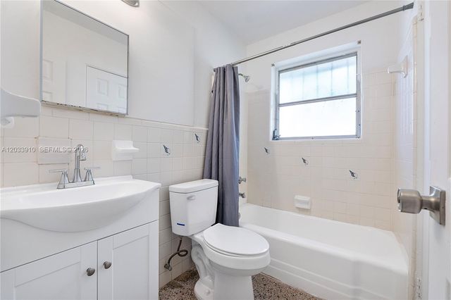 1821 SW 11th Ct Rear, Fort Lauderdale, FL 33312