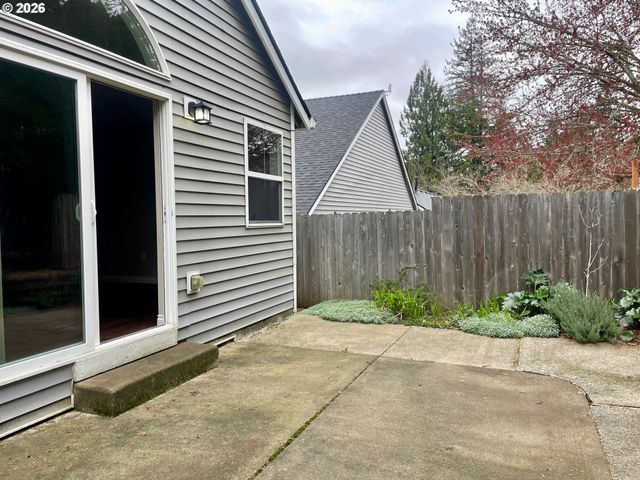 38859 JERGER St, Sandy, OR 97055