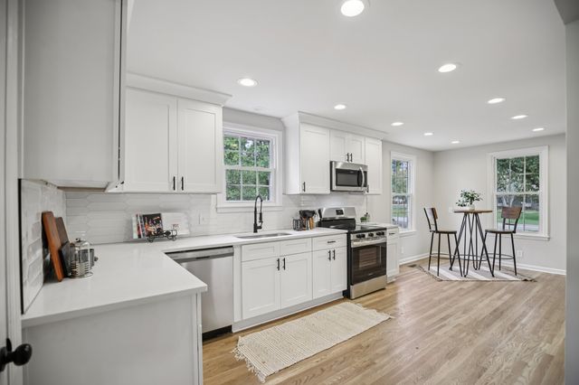 320 Cotton Ln, Franklin, TN 37069