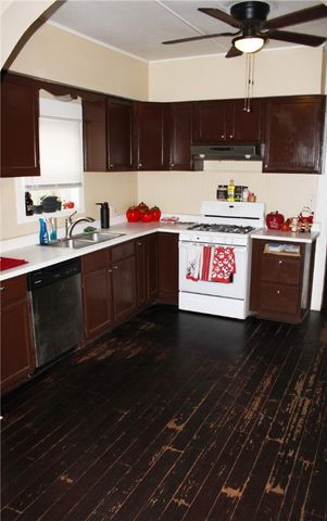 521 E Huisache Ave, Kingsville, TX 78363