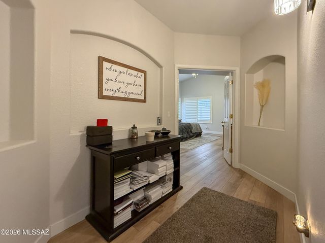 9175 N Sugar Foot Drive, Tucson, AZ 85743