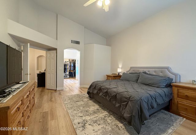 9175 N Sugar Foot Drive, Tucson, AZ 85743