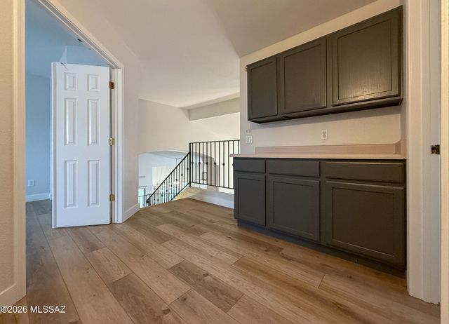 9175 N Sugar Foot Drive, Tucson, AZ 85743