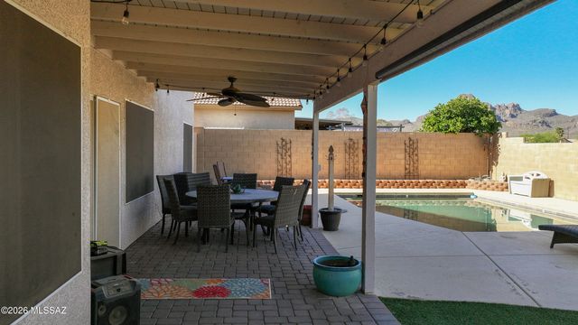 9175 N Sugar Foot Drive, Tucson, AZ 85743