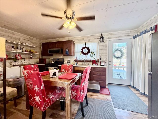 16 Gariss Street, Port Jervis, NY 12771