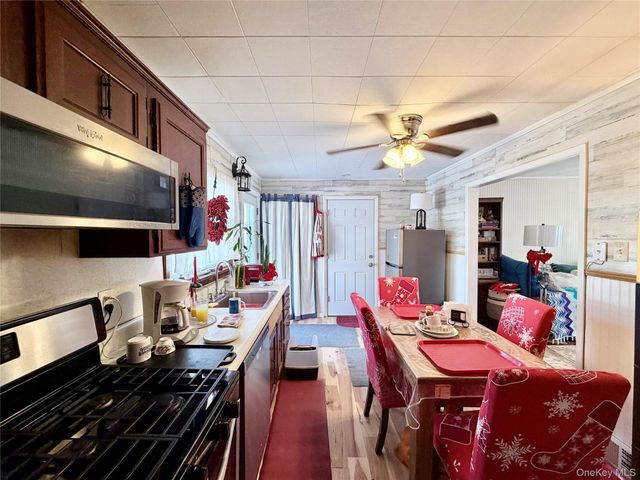 16 Gariss Street, Port Jervis, NY 12771