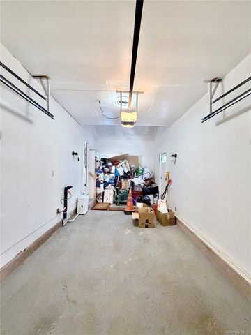 16 Gariss Street, Port Jervis, NY 12771