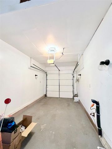 16 Gariss Street, Port Jervis, NY 12771