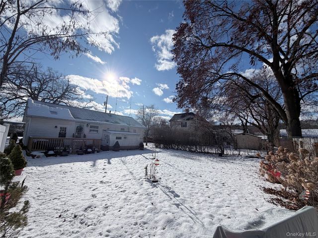 16 Gariss Street, Port Jervis, NY 12771