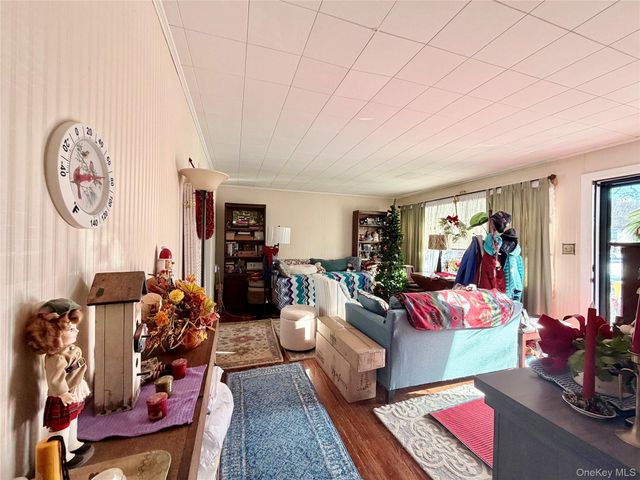 16 Gariss Street, Port Jervis, NY 12771