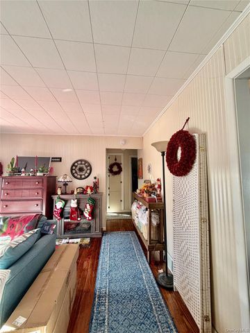 16 Gariss Street, Port Jervis, NY 12771