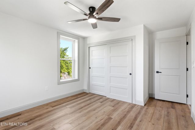 315 Poplar St, Lenoir City, TN 37771