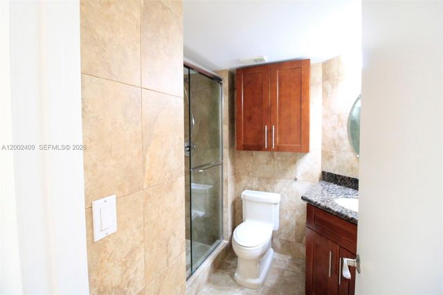 20185 E Country Club Drive 1105, Aventura, FL 33180