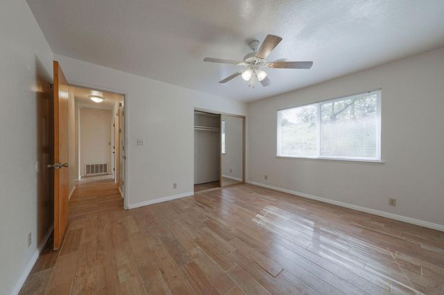 8999 Poverty Gulch Ct, Mokelumne Hill, CA 95245