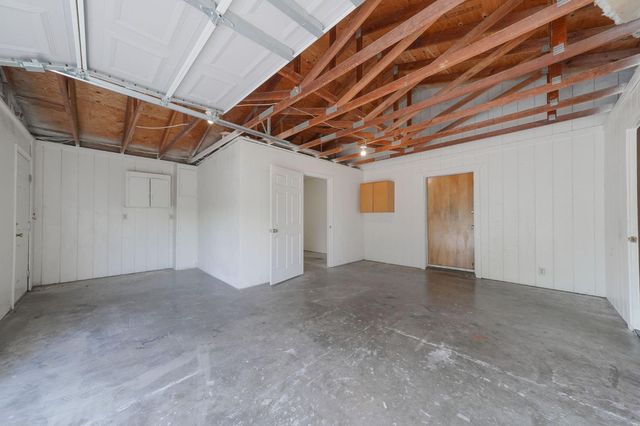 8999 Poverty Gulch Ct, Mokelumne Hill, CA 95245