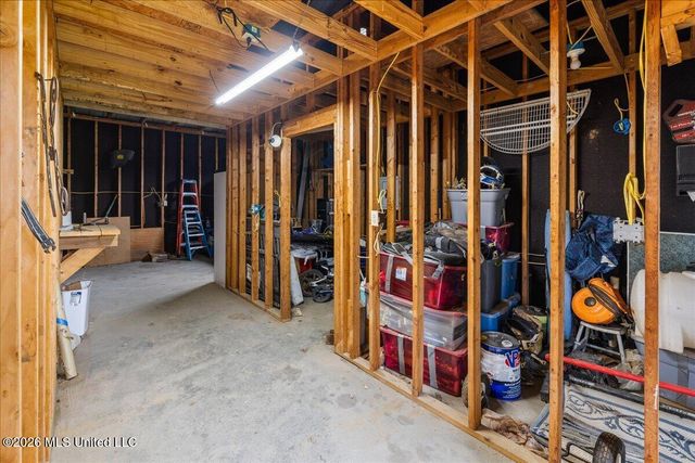 5446 Ridgetop Drive, Horn Lake, MS 38637