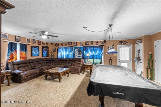 5446 Ridgetop Drive, Horn Lake, MS 38637