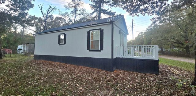 4801 Woodcastle Drive, Chandler, TX 75758