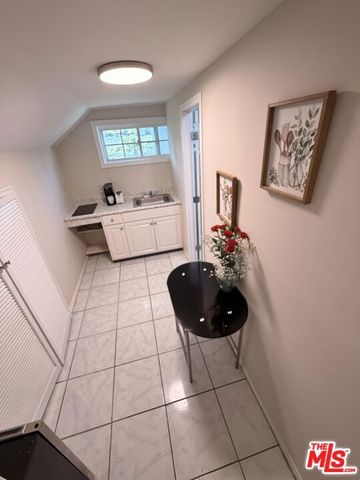 1740 Ohio Avenue, Long Beach, CA 90804