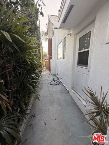1740 Ohio Avenue, Long Beach, CA 90804