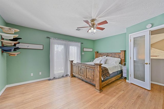 114 24th Street, Dickinson, TX 77539