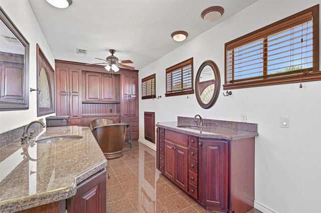 114 24th Street, Dickinson, TX 77539